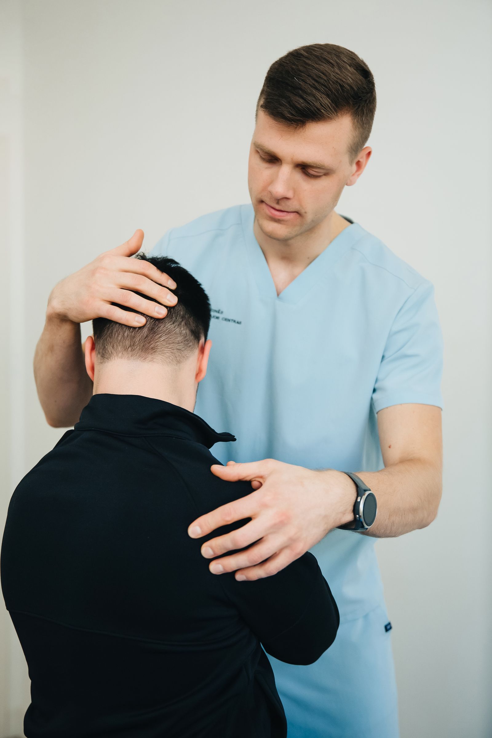 Avaliação clínica de postura e coluna cervical